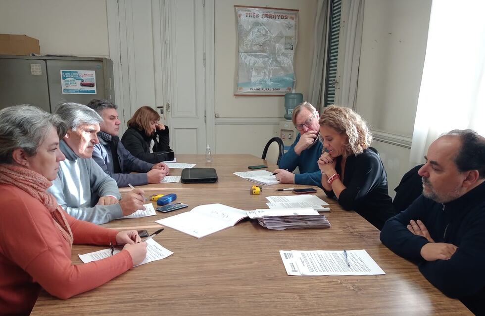 Comisión de Hacienda de Tres Arroyos: analizó el pedido de impugnación de la licitación del restaurant de la Terminal