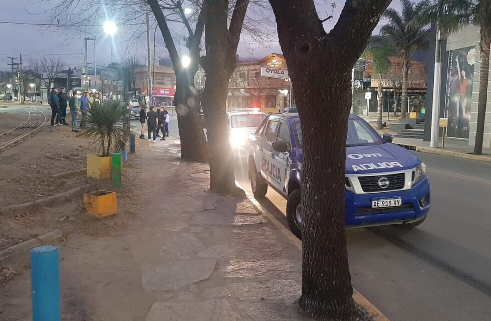 Insólito: patovica detenido por robar celulares dentro de un boliche en La Falda