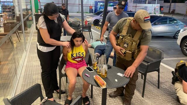 La novia fugitiva fue identificada en un bar de Asunción.