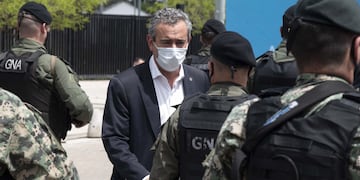 El titular del Palacio de los Leones asistió a la llegada de 575 para la ciudad y la provincia.