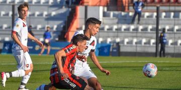 Lautaro Geminiani arrancó como titular en el equipo de Iván Delfino.