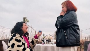 Agustina Cabaleiro le propuso casamiento a su novia Maki Giménez, en una bodega de Mendoza.