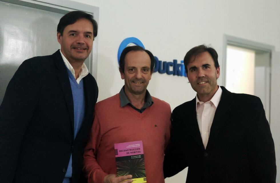 “Deconstrucción de hábitos”, un libro que analiza la Comunicación pos-pandemia