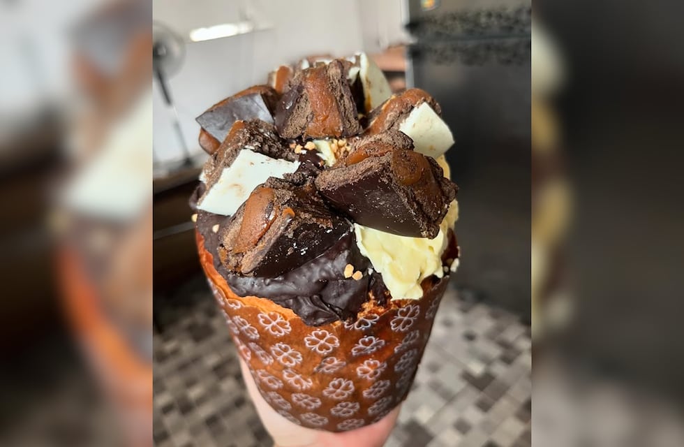 Cuánto cuesta el pan dulce bajonero del alfajor Rasta para Navidad: así es por dentro