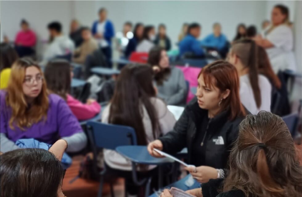 Conversatorio por el Día Mundial de la Enfermería