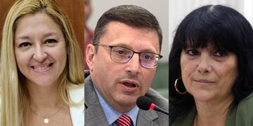 Los concejales de Unidos para Cambiar Santa Fe Carla Boidi, Lisandro Mársico y Alejandra Sagardoy