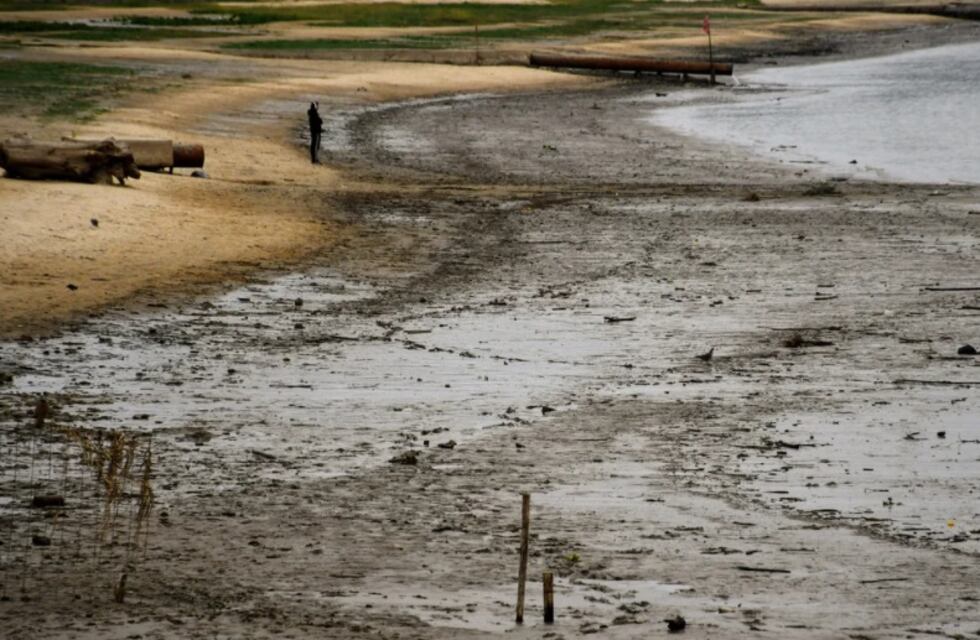 El río Paraná ya está en el nivel más bajo desde 1944 y podría seguir cayendo