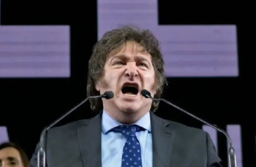 ¿Javier Milei es el hombre gris?: qué dice la profecía del Nostradamus argentino