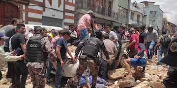 Terremoto en Ecuador dejó al menos un saldo de 14 muertos.