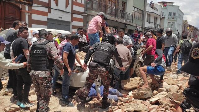 Terremoto en Ecuador dejó al menos un saldo de 14 muertos.