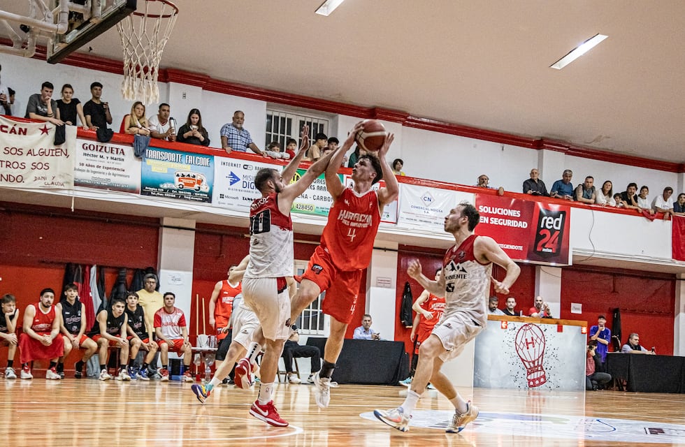 Pre Federal de Básquet: Ganó Huracán y cayó Club de Pelota