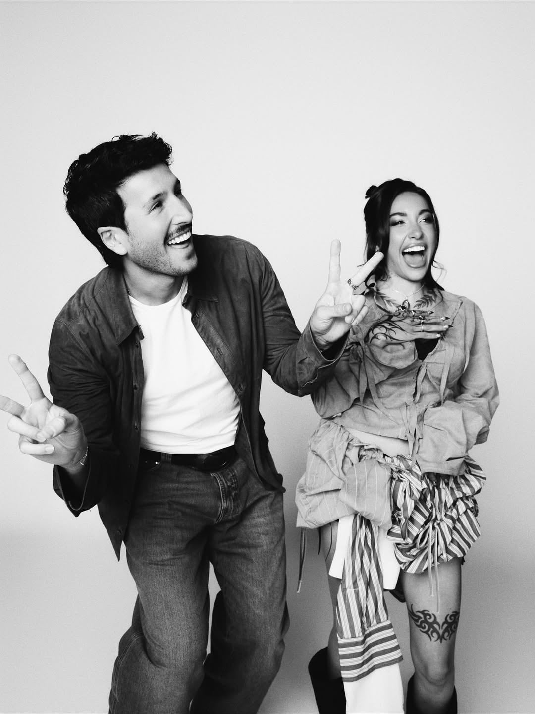 Los cantantes se unieron para interpretar "Si tú no estás aquí".