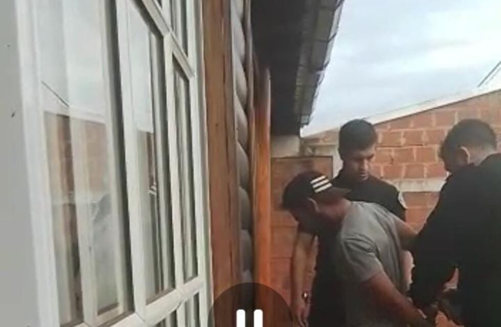 Divisó a un hombre en actitud sospechosa y salvó a su vecino de un robo