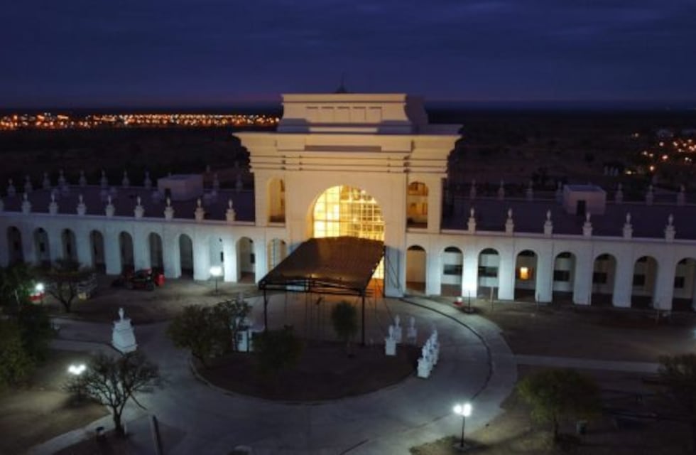 La curiosa historia del Hotel La Recova