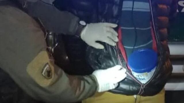 Aristóbulo del Valle: llevaba cogollos de marihuana escondidos en una lata de leche.