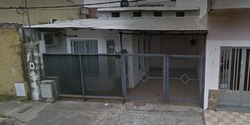 Dos delincuentes ingresaron a una vivienda ubicada en cortada Peñaloza al 900. (Hernán Federico)