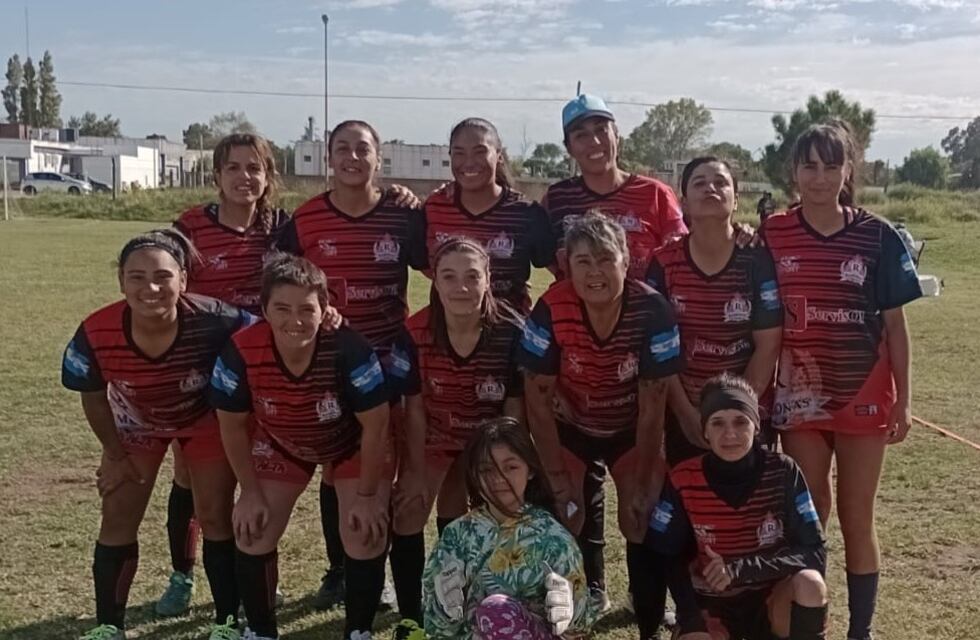 Fútbol Femenino: Ramonas ganó y continúa como líder