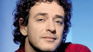 Así se vería hoy Gustavo Cerati a sus 66 años, según la Inteligencia Artificial