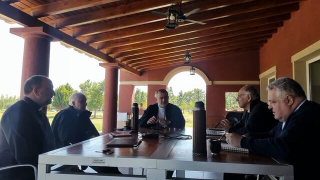 Los obispos de Cuyo se reunen hoy y mañana en la casa de retiros de Nuestra Señora del Tránsito, en el departamento de Maipú.