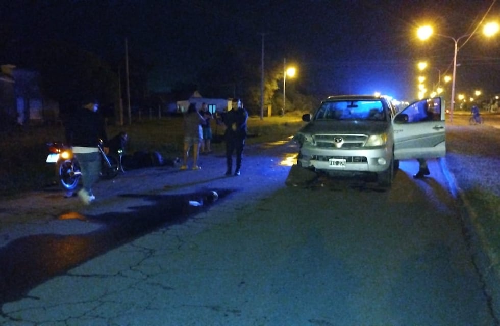 Chocaron camioneta y moto, el motociclista falleció de un paro cardíaco