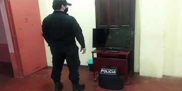 Eldorado: efectivos policiales recuperaron elementos electrónicos sustraídos.