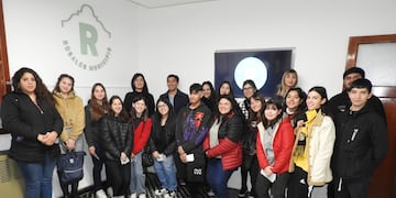 Entregan las Becas Coronel Rosales a 20 estudiantes del distrito