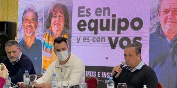 Vecinos e Instituciones por la Defensoría recibió el apoyo de la UCR. 
Foto: Vecinos e Instituciones por la Defensoría.