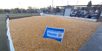 Parte del cargamento que había sido robado del tren (Policía).