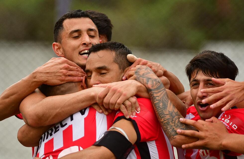 Instituto lo dio vuelta y le ganó a Villa Dálmine