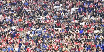 En el partido ante Argentina, Paraguay superó ampliamente el aforo permitido del 50%