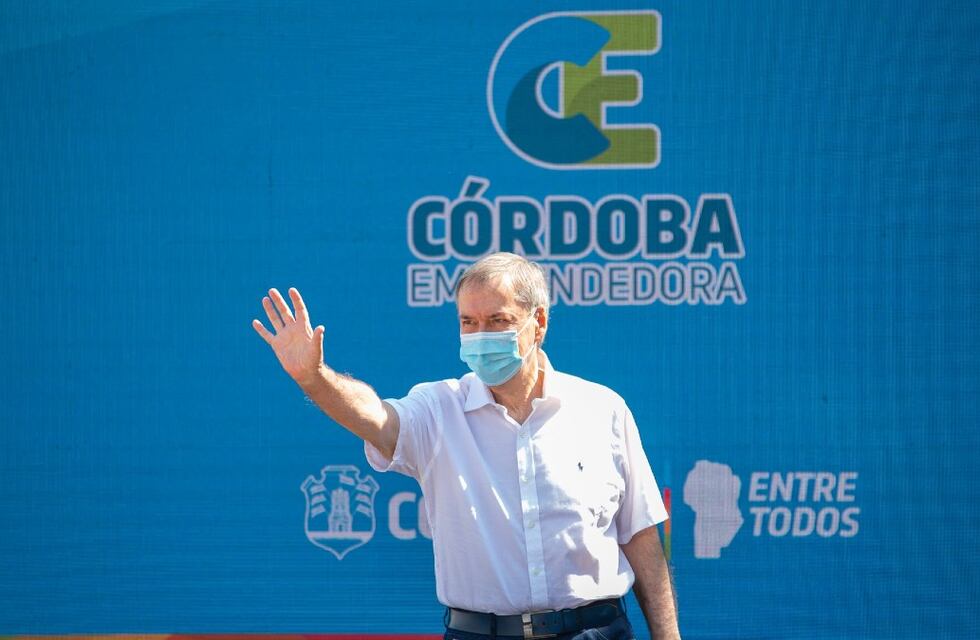 Schiaretti habló de la campaña de vacunación contra el coronavirus
