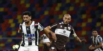 Platense pegó en el momento justo y le ganó a Central Córdoba en Santiago