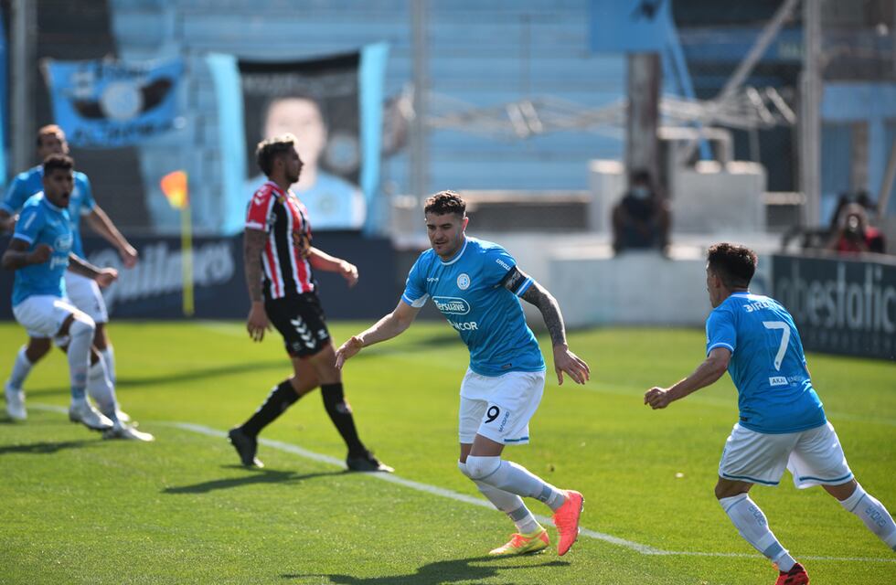 Belgrano goleó a Chacarita y se vuelve a acomodar en la tabla