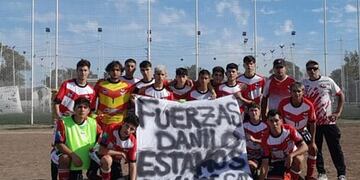 Puntaltense necesita más de 1 millón para no quedar ciego y venden bonos para ayudarlo