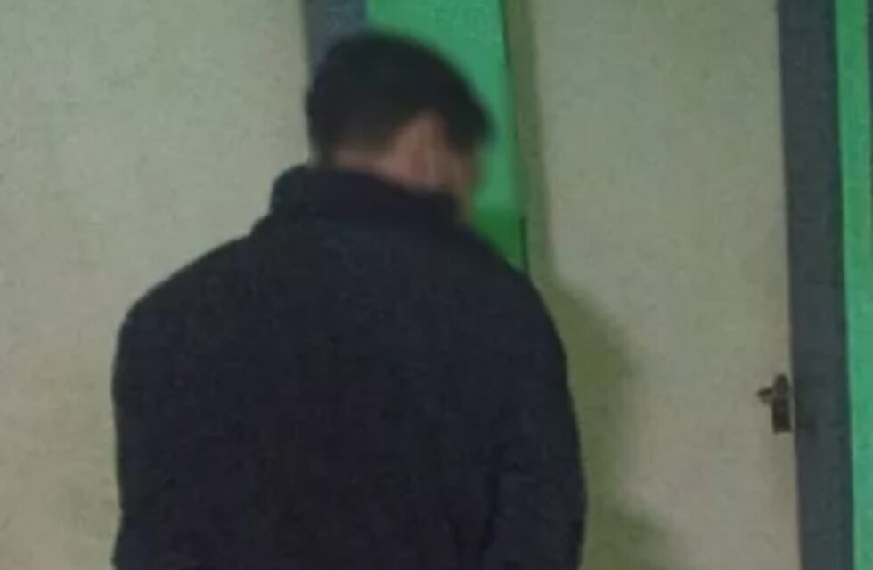 En estado de ebriedad, manejaba y quiso evitar ser detenido