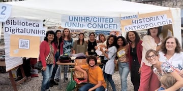 Parte del equipo de la Unidad de Investigación en Historia Regional (UNIHR) de la Universidad Nacional de Jujuy (UNJu).