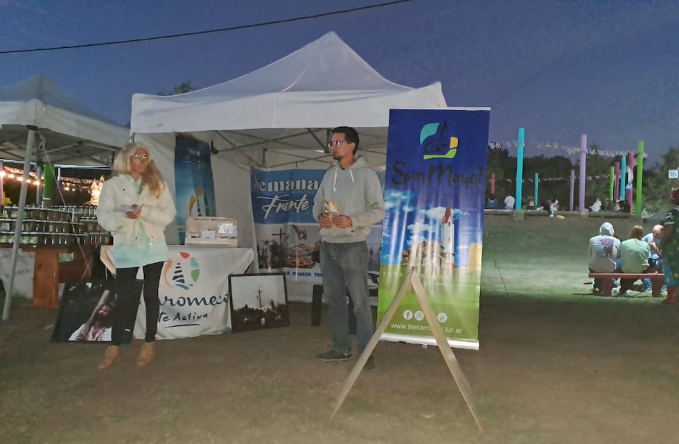La Dirección de Turismo de Tres Arroyos estuvo presente en la Fiesta del Olivo  de Dorrego