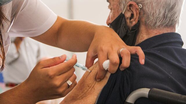 La provincia de Santa Fe notificó este jueves 2.991 casos de coronavirus y 37 muertes