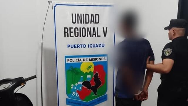 Puerto Iguazú: circulaba a bordo de una motocicleta con un arma de juguete y fue detenido.