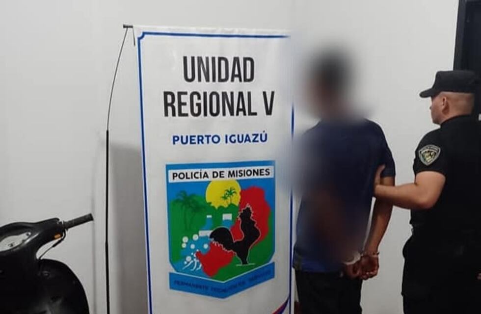 Puerto Iguazú: circulaba a bordo de una motocicleta con un arma de juguete y fue detenido