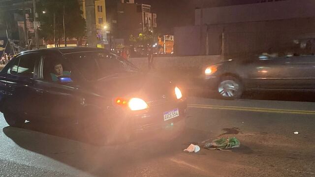 Un peatón fue atropellado en la avenida Uruguay de Posadas por un auto con patente paraguaya.