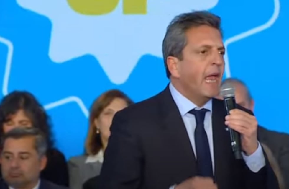 Sergio Massa estuvo en Rosario y luego se reunió con la CGT: “No hay que volver al pasado”