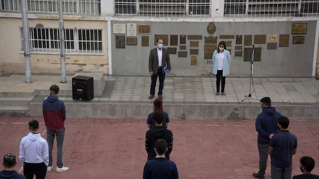 Desde la dirección General de Escuelas de Mendoza se informó que hasta la fecha más de 3.000 mendocinos se han  inscripto para terminar la secuendaria. Gentileza