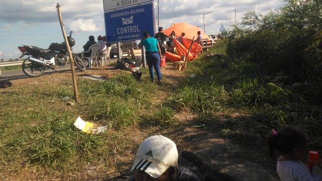 Cerca de las 18 horas empezaron a levantar los acampes en la ruta