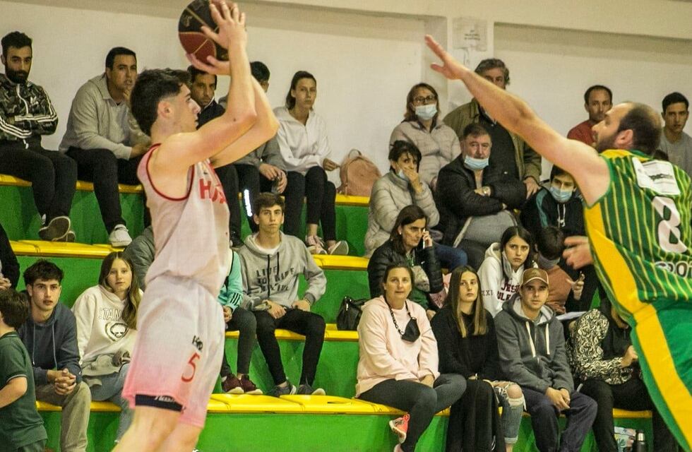 Básquet: Argentino Junior es el “1″ y Huracán se quedó con el clásico frente a Costa Sud