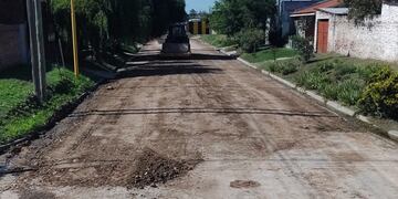 Servicios Públicos de Tres Arroyos trabajó en el nivelado de calles