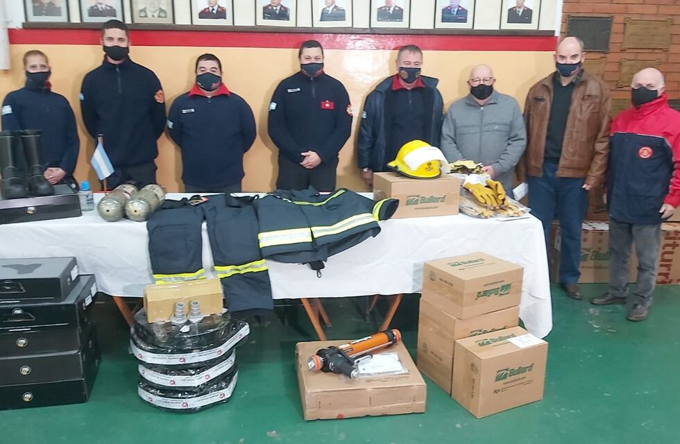 Los Bomberos adquirieron equipamiento por más de 2 millones de pesos