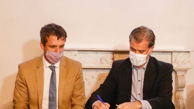 Firma acuerdo ENHOSA