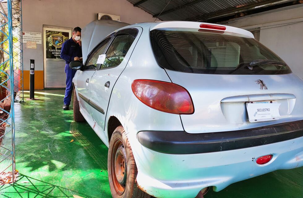 Secuestran automóvil con adulteraciones en Puerto Iguazú