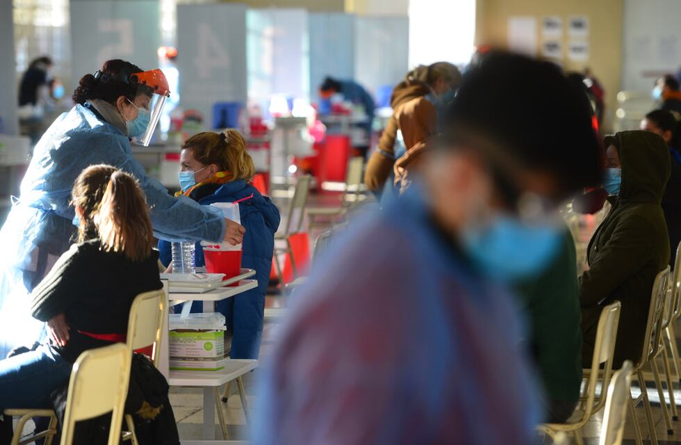 Vacunación en Córdoba: se aplicaron 17.980 dosis y la campaña prosigue este domingo